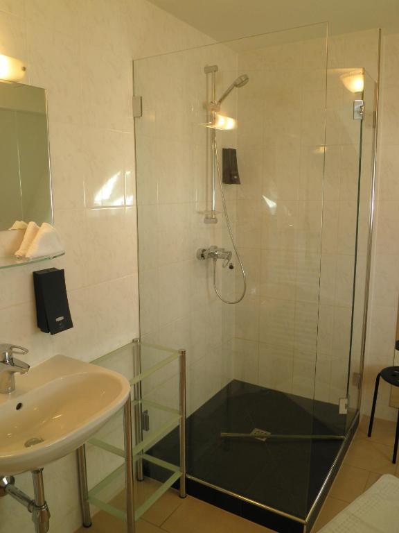 Hotel Lowen Блуденц Номер фото