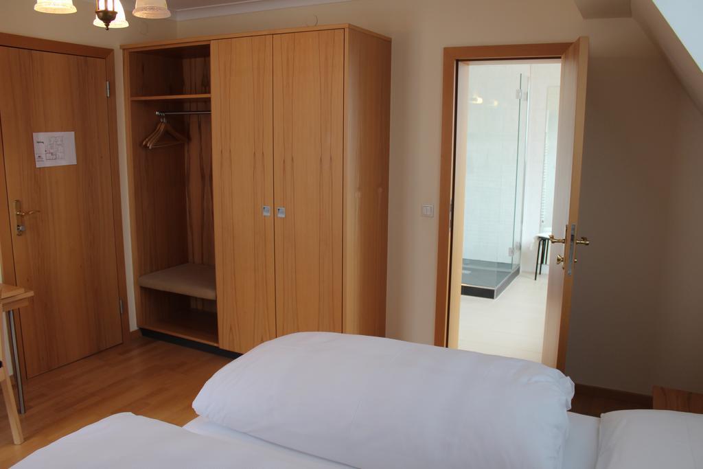 Hotel Lowen Блуденц Екстер'єр фото