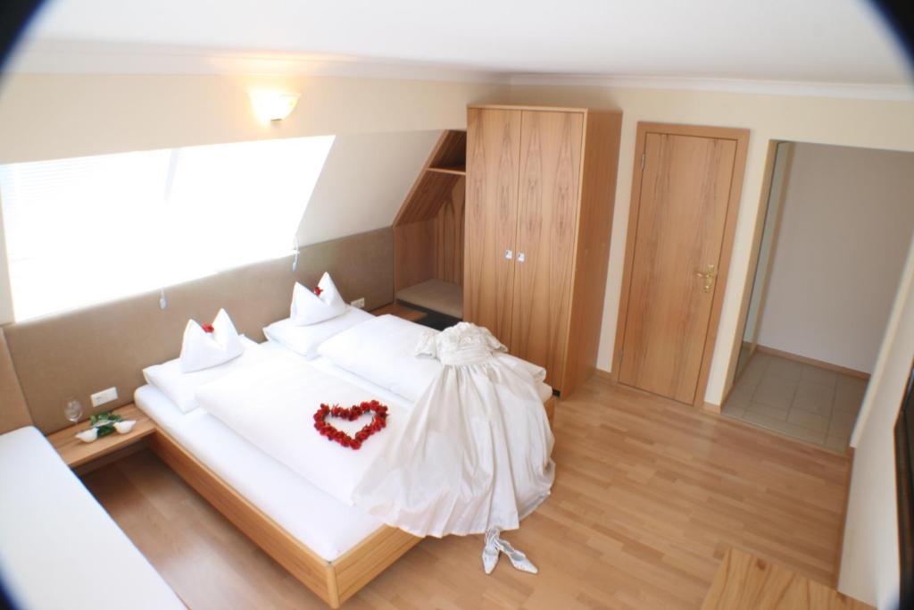 Hotel Lowen Блуденц Екстер'єр фото