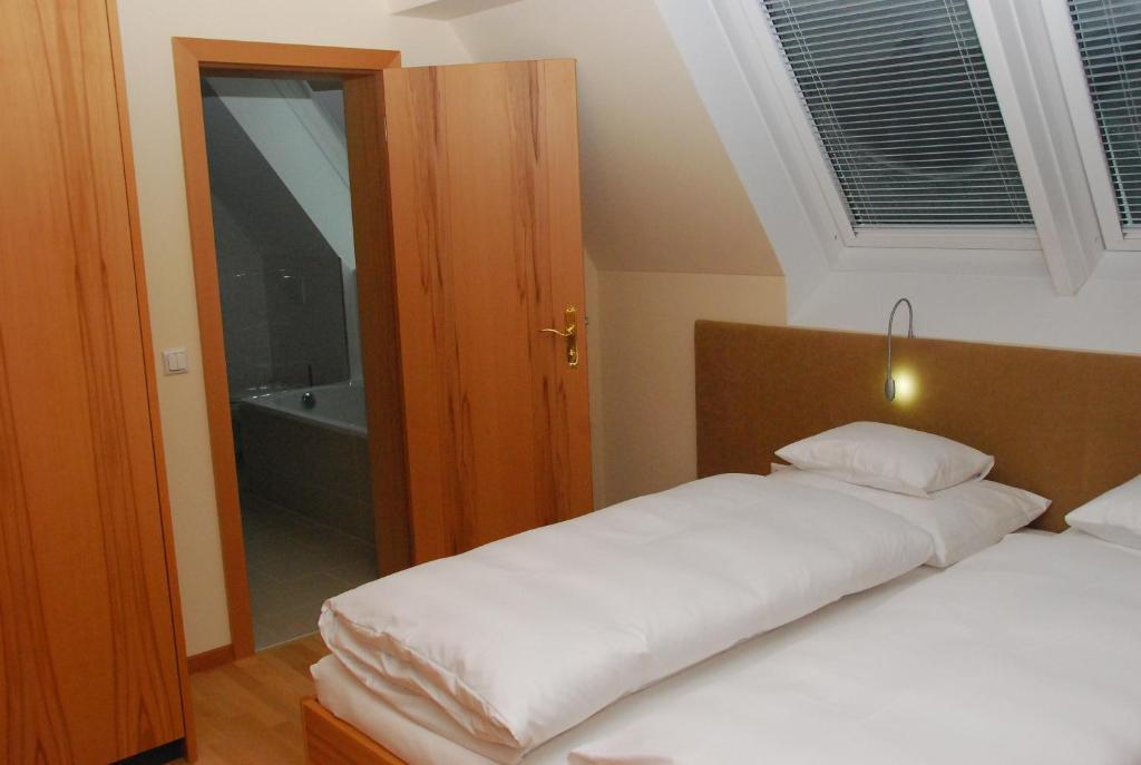 Hotel Lowen Блуденц Номер фото