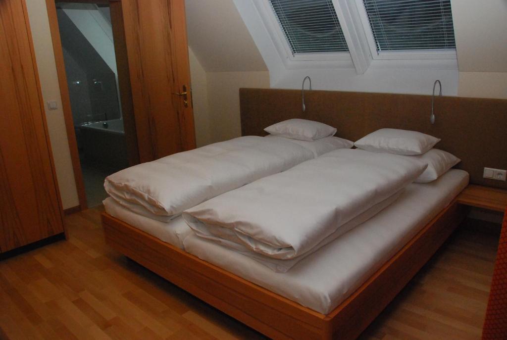 Hotel Lowen Блуденц Номер фото