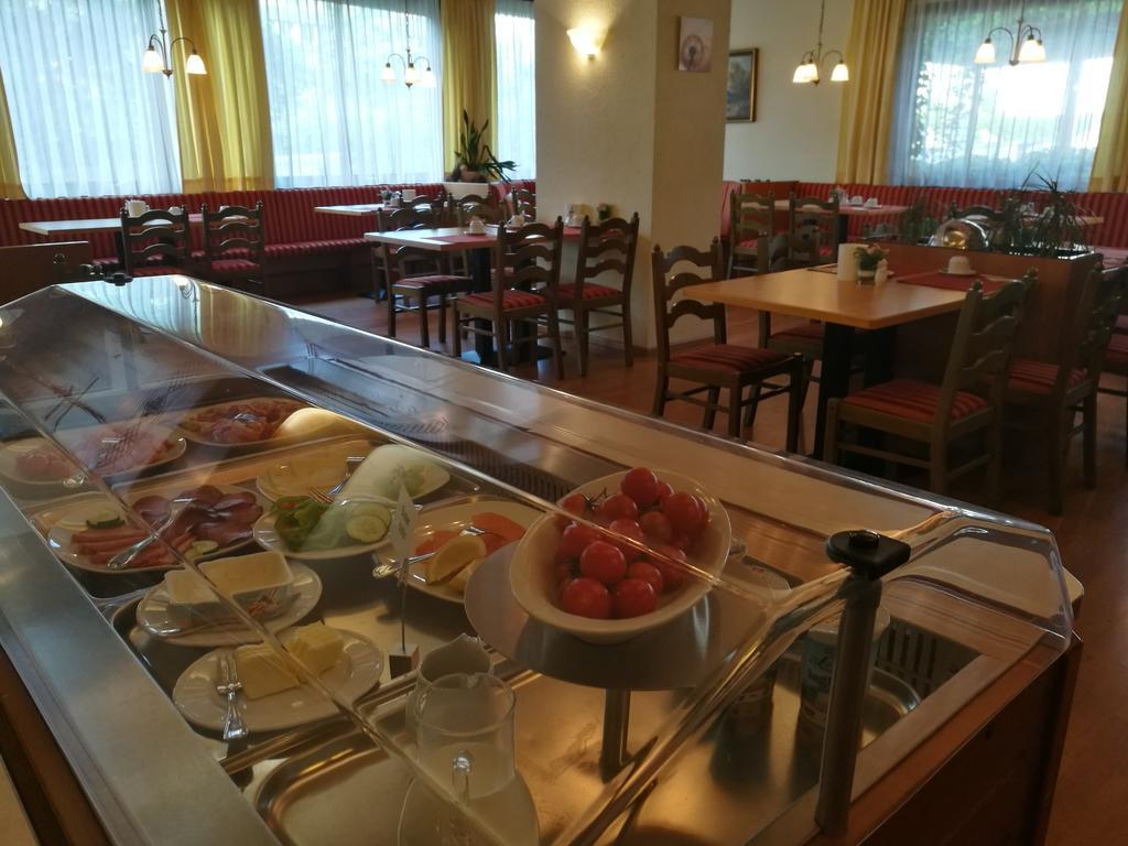 Hotel Lowen Блуденц Екстер'єр фото