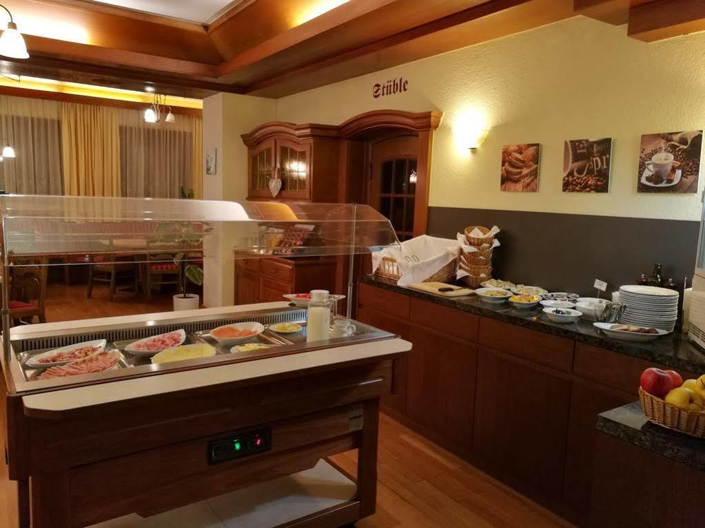 Hotel Lowen Блуденц Екстер'єр фото